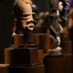 Le tricot comme arme pacifique : le mouvement des statues féminines au Danemark