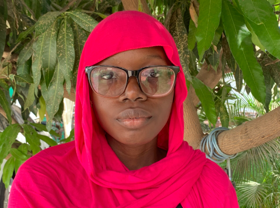 Raheema Auwal-Panti transforme des déchets agricoles en serviettes hygiéniques biodégradables