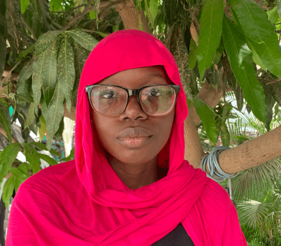 Raheema Auwal-Panti transforme des déchets agricoles en serviettes hygiéniques biodégradables