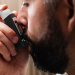 Une étude montre que l’analyse de la voix via smartphone peut détecter précocement les crises d’asthme