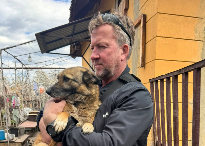 Un ancien Royal Marine et son équipe ont sauvé 194 animaux près de la ligne de front en Ukraine