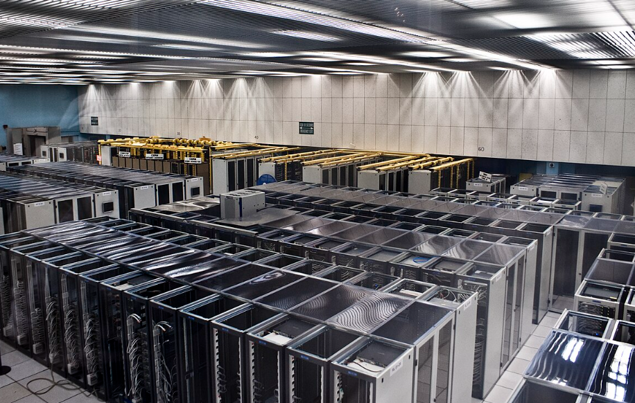 Rovaltain : un tribunal suspend un projet de supercalculateur IA de 40 000 GPU