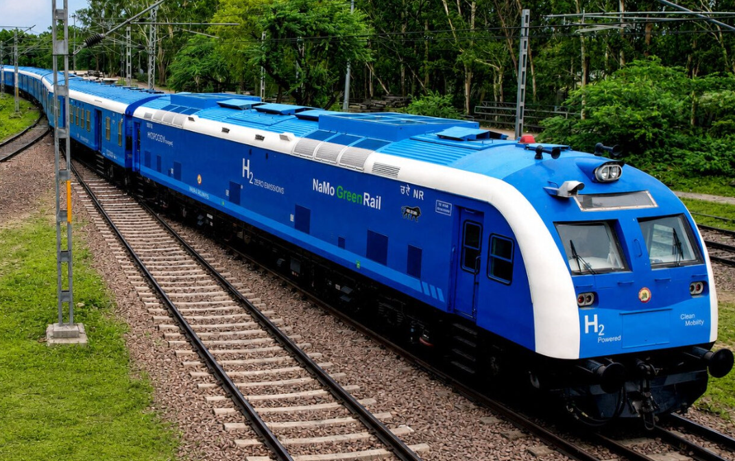 L’Inde met en service son premier train à hydrogène conçu localement.