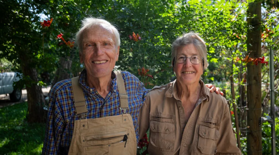 Depuis 2007, une habitante du Colorado a distribué gratuitement plus de 12 000 arbres.