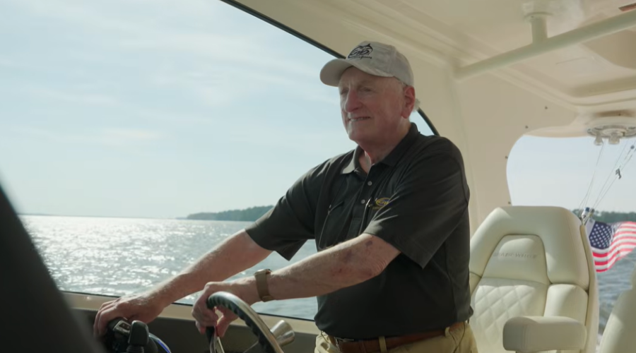 Après 58 ans de travail acharné, Eddie Smith Jr. lègue son entreprise à une structure philanthropique