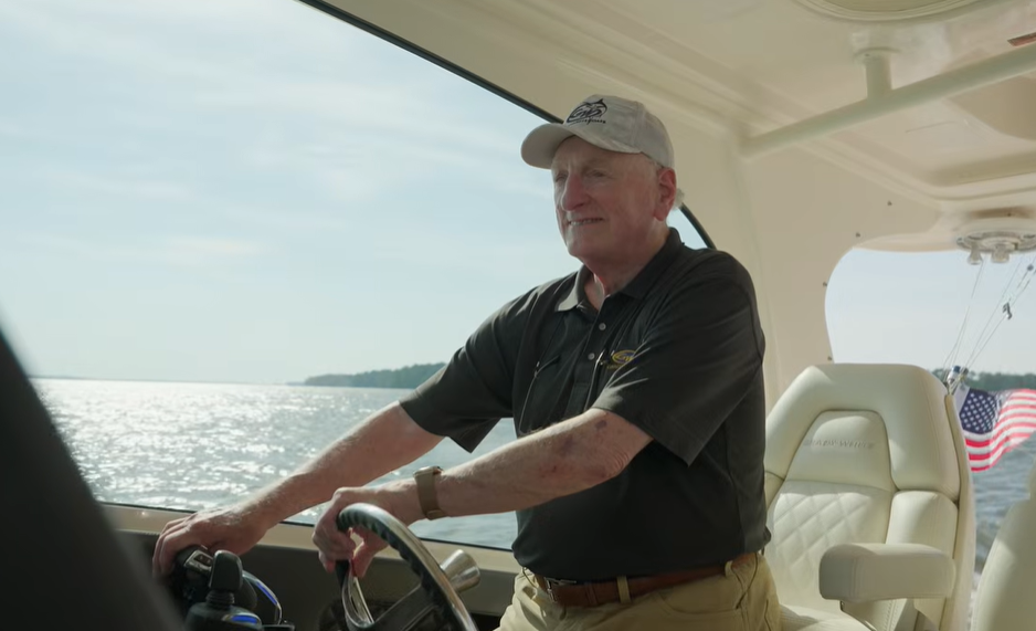 Après 58 ans de travail acharné, Eddie Smith Jr. lègue son entreprise à une structure philanthropique