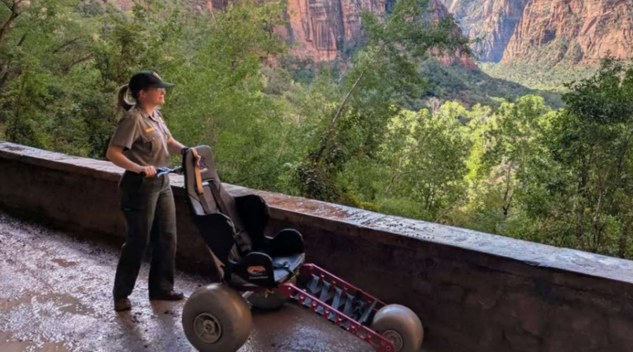 Zion devient le premier parc national américain à proposer gratuitement un fauteuil roulant tout-terrain