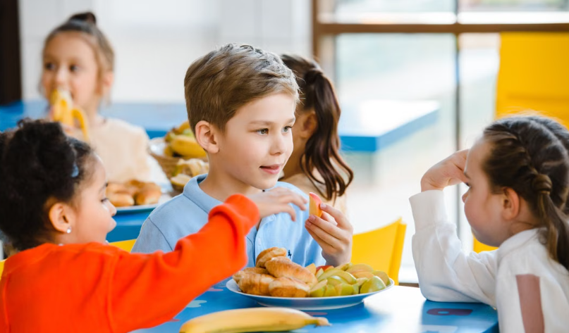 À Saint-Michel, des gagnants de l’EuroMillions financent la rénovation de la cantine scolaire
