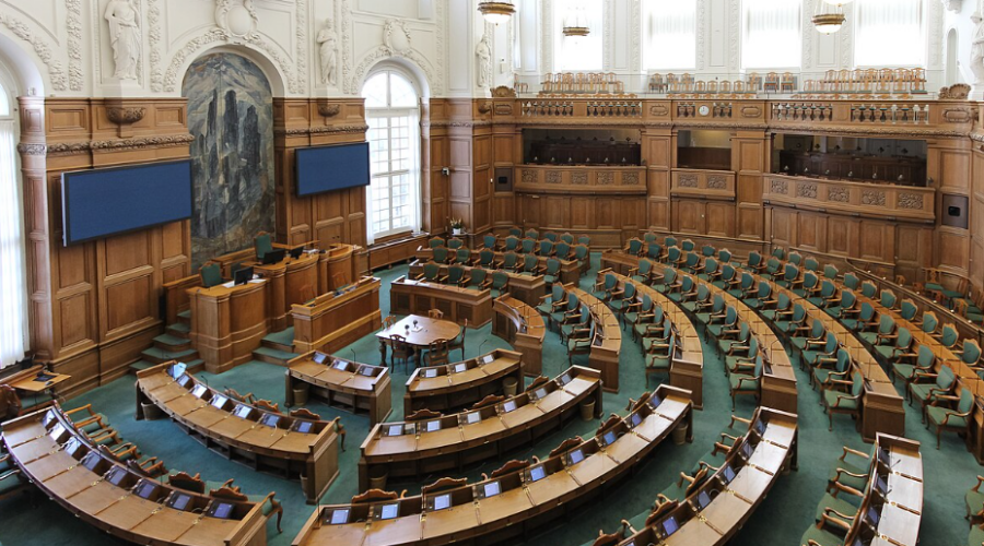 Le Danemark va indemniser les Groenlandaises victimes de poses forcées de stérilets.