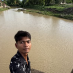 À 20 ans, Bittu Tabahi a nettoyé seul une rivière polluée en Inde.