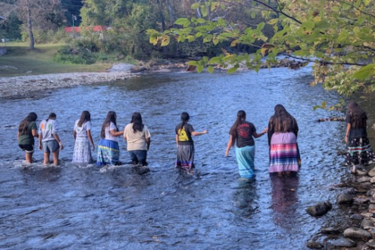 Des jeunes Cherokee ont obtenu la reconnaissance juridique d’une rivière de 1 270 km.