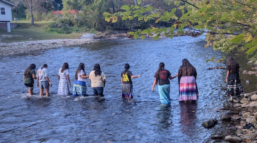 Des jeunes Cherokee ont obtenu la reconnaissance juridique d’une rivière de 1 270 km.