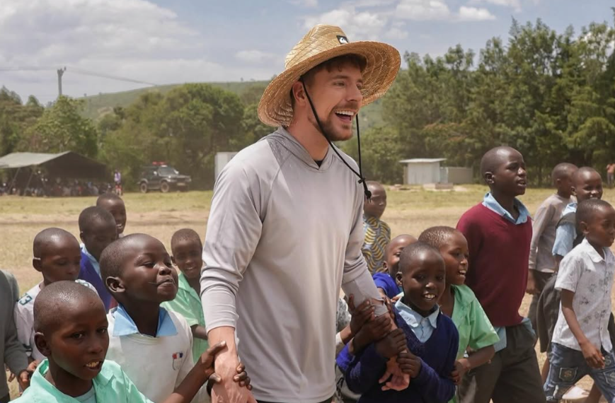 MrBeast inaugure un village de 10 millions de dollars pour soutenir les familles du cacao au Ghana