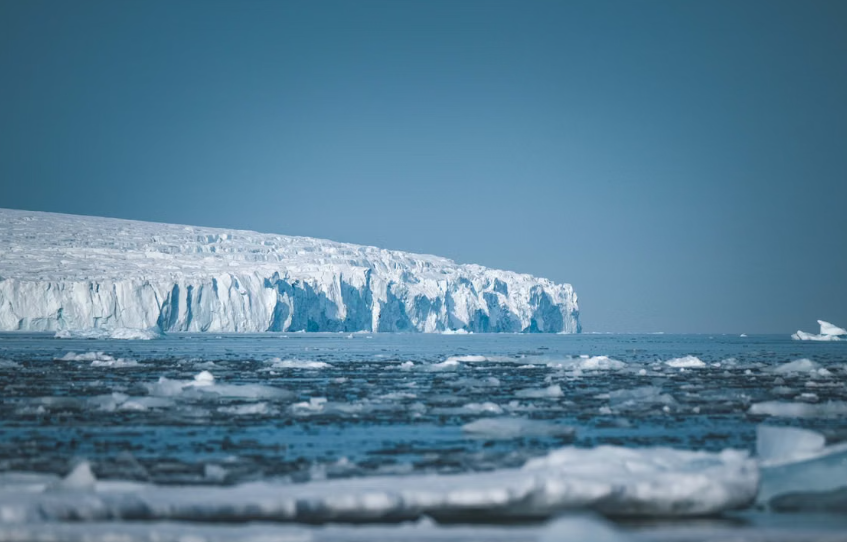 L’Union européenne confirme son opposition aux nouveaux forages pétroliers et gaziers en Arctique