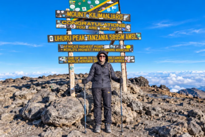 Victime d’un AVC en 2021, Jayshree Vijay Mohan a gravi le Kilimandjaro