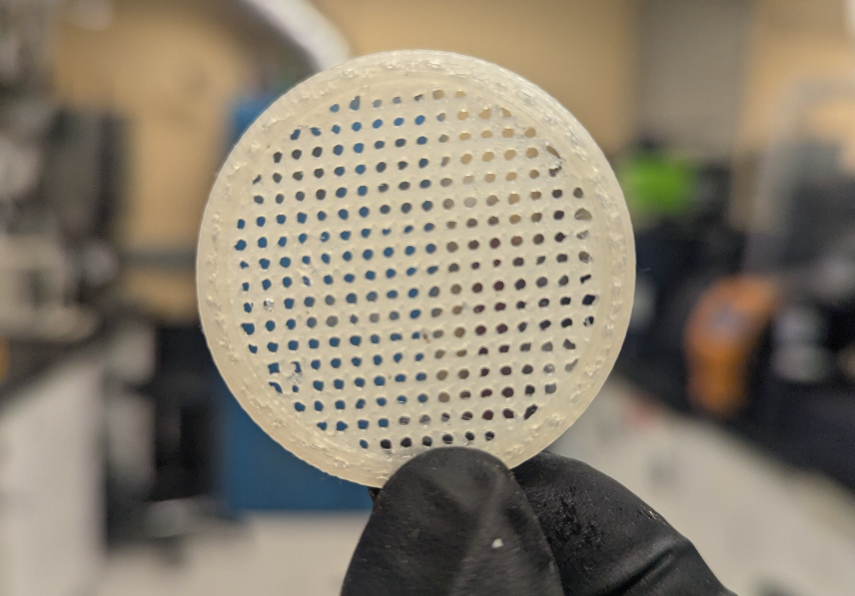 Un filtre imprimé en 3D élimine jusqu’à 90 % des microplastiques