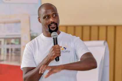 au Kenya, Peter Tabichi fait de l’éducation et de la solidarité une priorité.