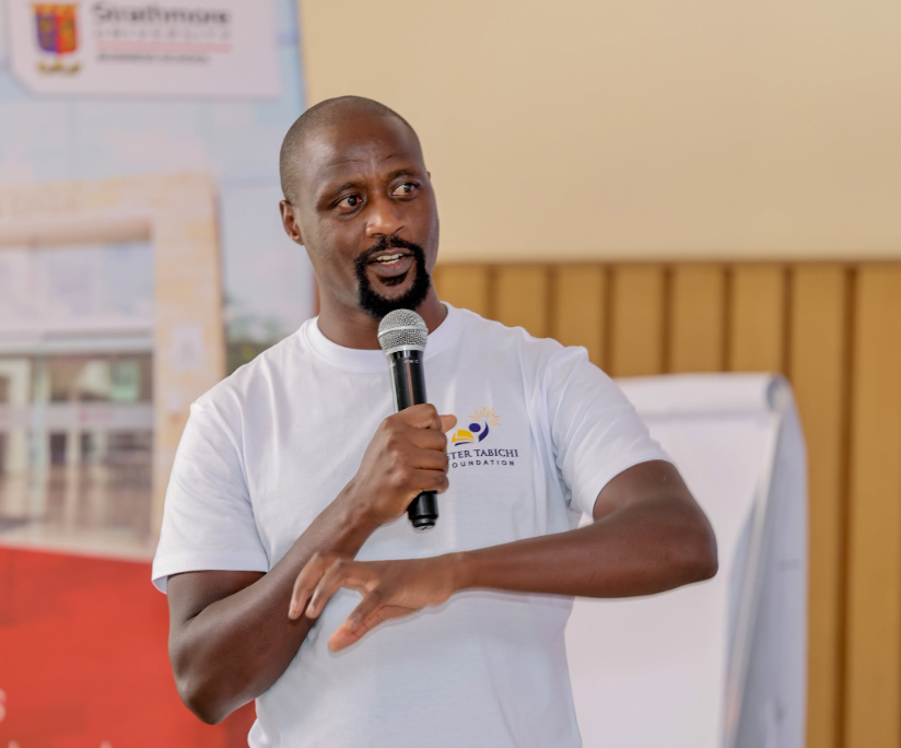 au Kenya, Peter Tabichi fait de l’éducation et de la solidarité une priorité.
