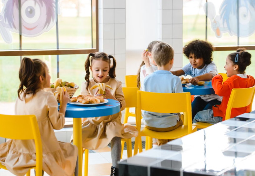 Les surplus alimentaires de 17 écoles marseillaises redistribués aux personnes dans le besoin